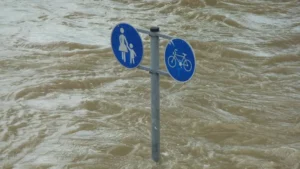 Akibat Pom Bensin Bogorame Tutup Gegara Banjir Demak