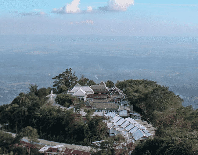 Melihat Masjid di Atas Awan Peninggalan Sunan Muria di Kudus